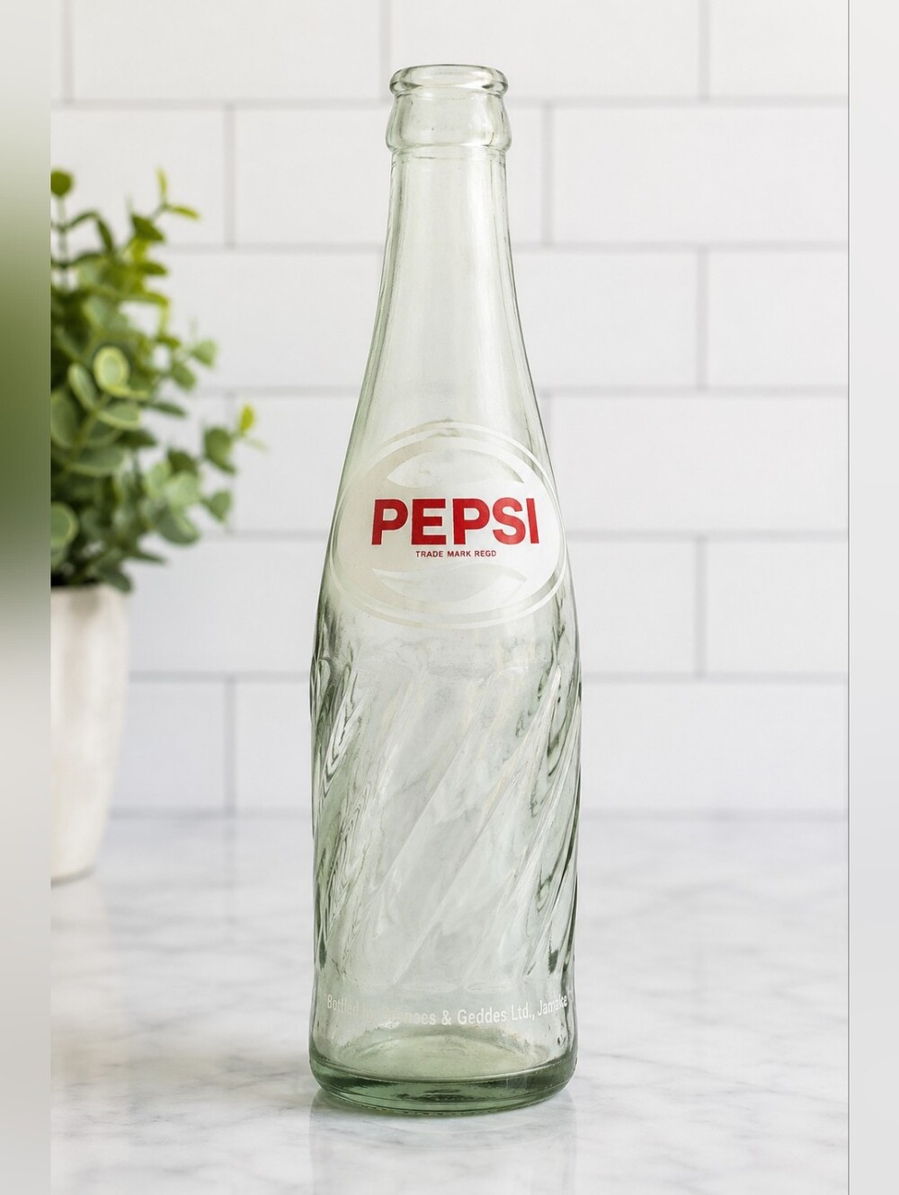Vintage Pepsi Cola ACL Glass Soda Bottle Desnoes & Geddes Jamaica Returnable